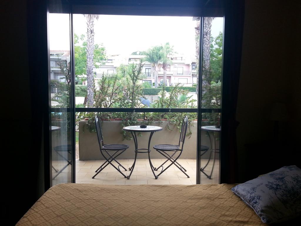 Bed and Breakfast Porto Ulisse Катанія Екстер'єр фото