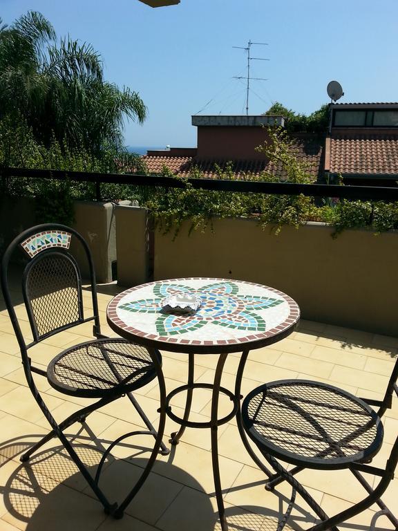Bed and Breakfast Porto Ulisse Катанія Екстер'єр фото