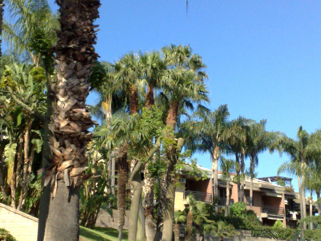Bed and Breakfast Porto Ulisse Катанія Екстер'єр фото