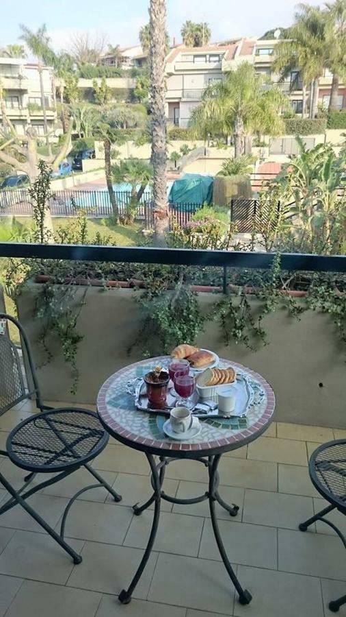 Bed and Breakfast Porto Ulisse Катанія Екстер'єр фото