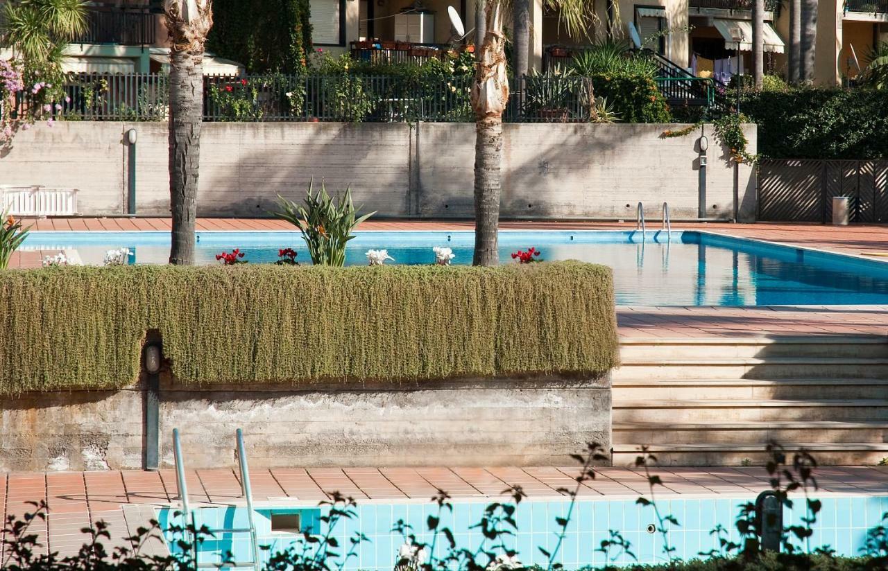 Bed and Breakfast Porto Ulisse Катанія Екстер'єр фото